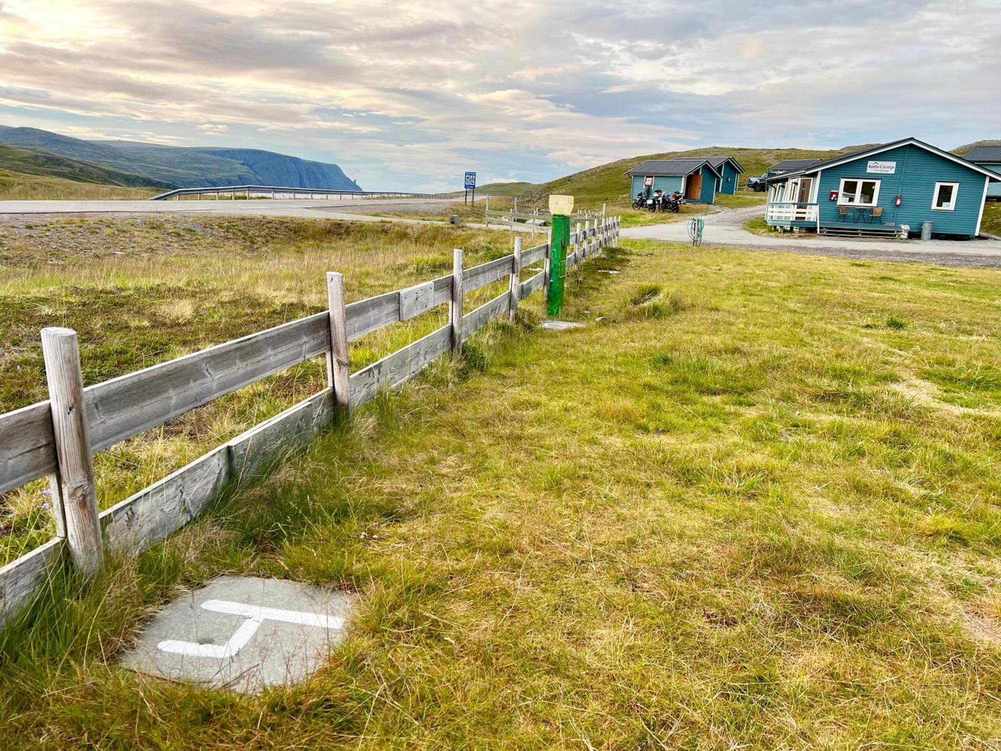 Hytte Camp Nordkapp - Blue 호텔 Skarsvåg 외부 사진